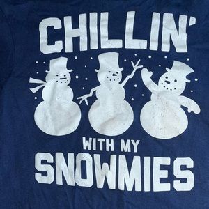 💙 NWOT Funny Chillin’ with My Snowmies Graphic Shirt